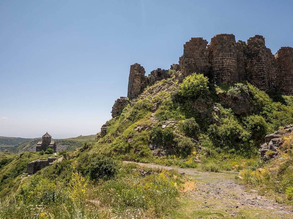 Private Tour to Mount Aragats, Lake Kari and Saghmosavank Monastery in Armenia, Yerevan, photo 5