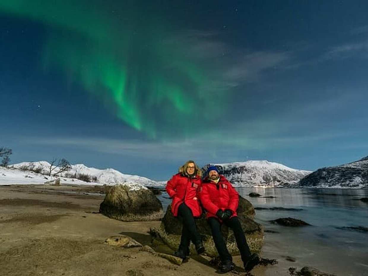 Small group Northern Lights Tour by van in tromsø, photo 5