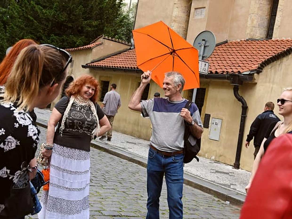 Old and Jewish Town with French Guide