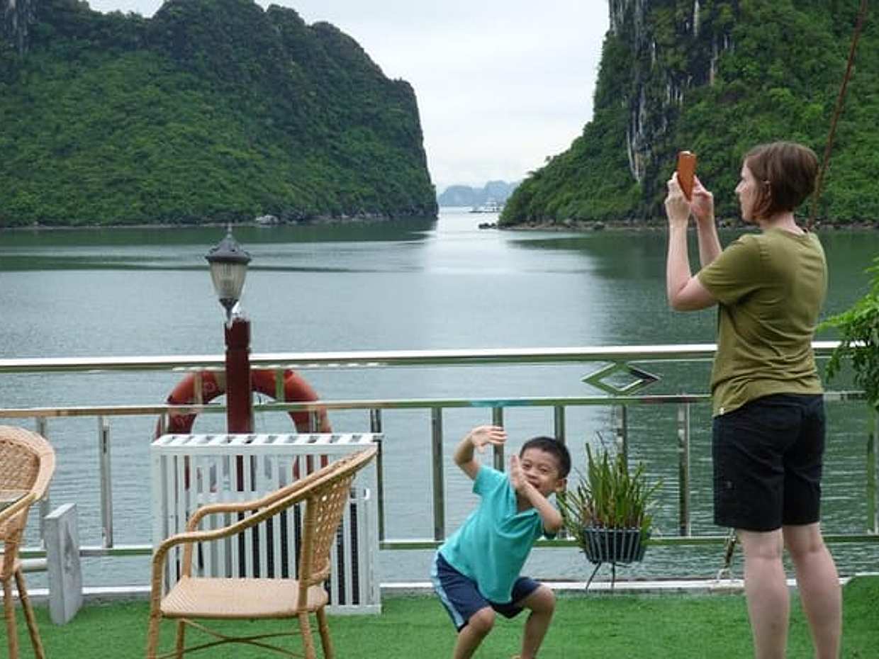 Halong Bay Relaxing Trip - 2 Days 1 Night on Cruise, photo 2