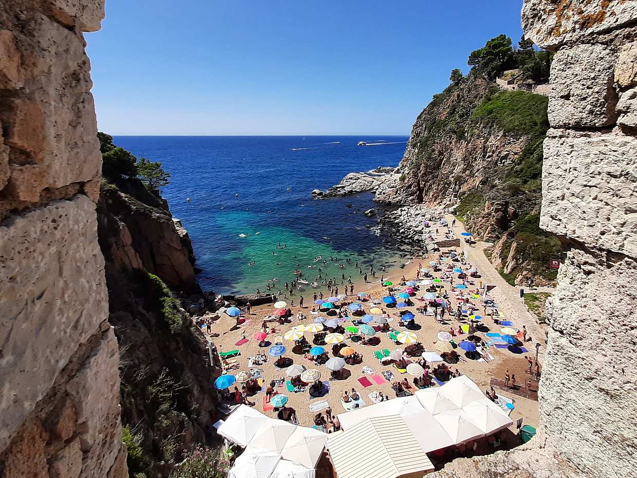 Costa Brava: Den na pláži v Tossa De Mar ve Španělsku, Barcelona
, photo 5