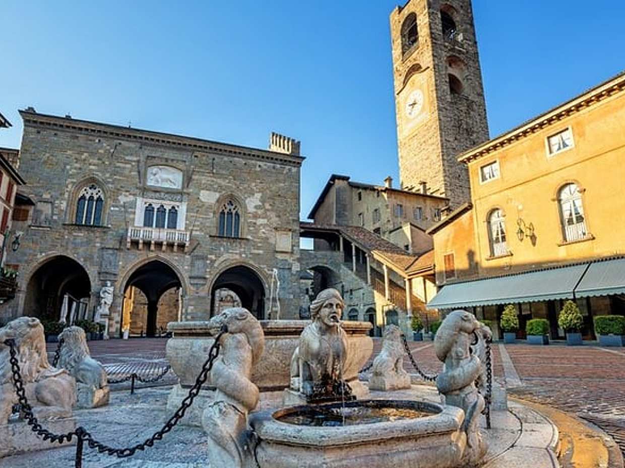 Old Bergamo Scavenger Hunt & Highlights Self-Guided Walking Tour, photo 2