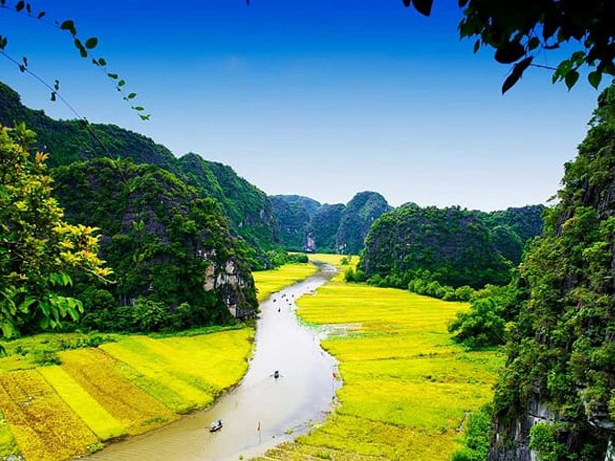 Hoa Lu Tam Coc Mua Cave 1 Day Group Tour (Lunch, Boat & Bike), photo 2