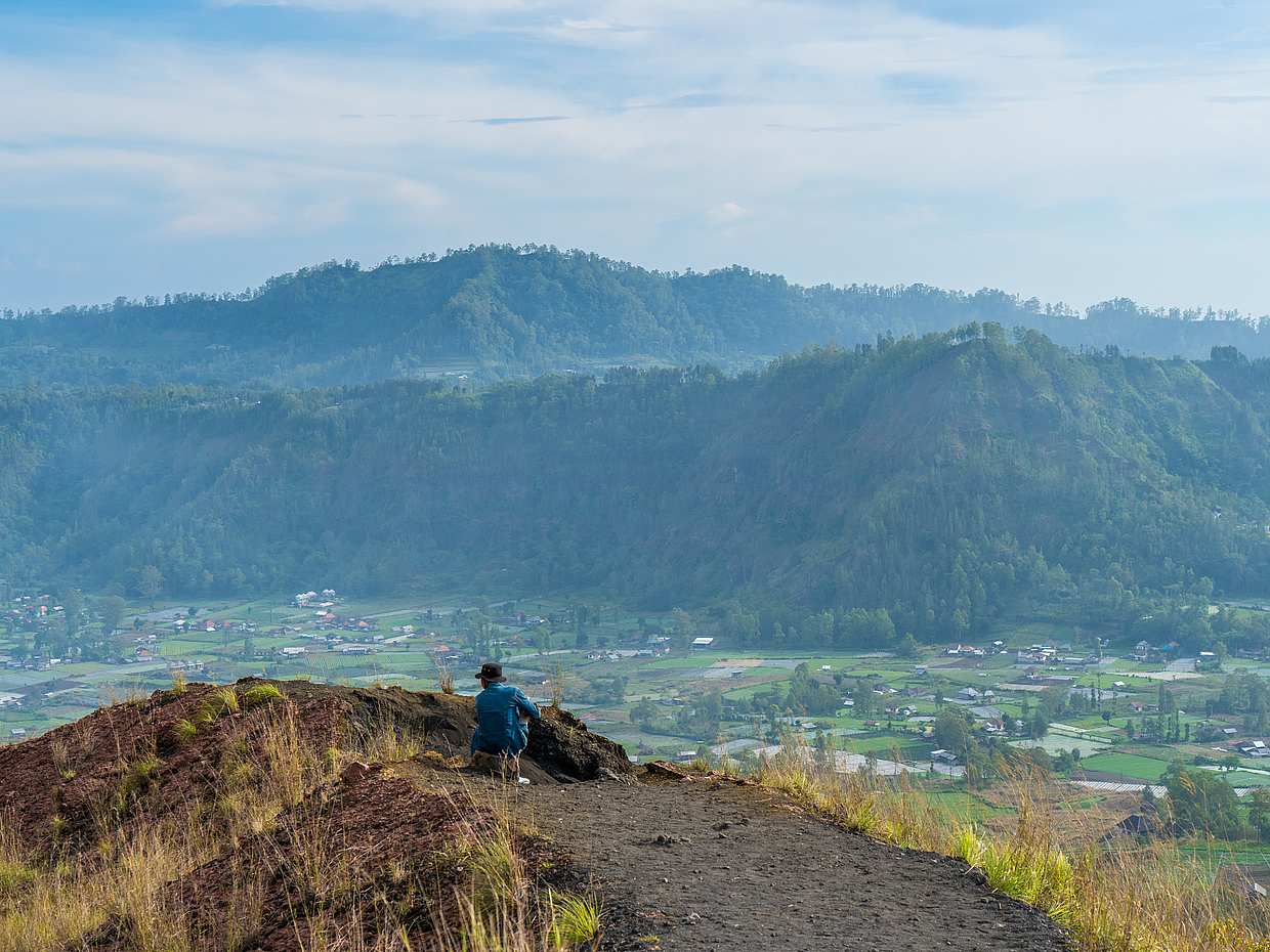 Mount Batur Sunrise Trekking with Natural Hot Spring and Ubud Tour, photo 5