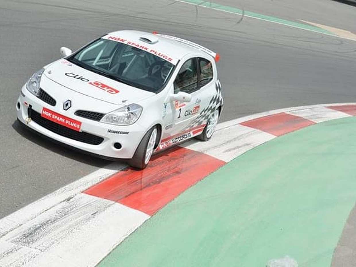 Clio Cup Race Car Experience, photo 4