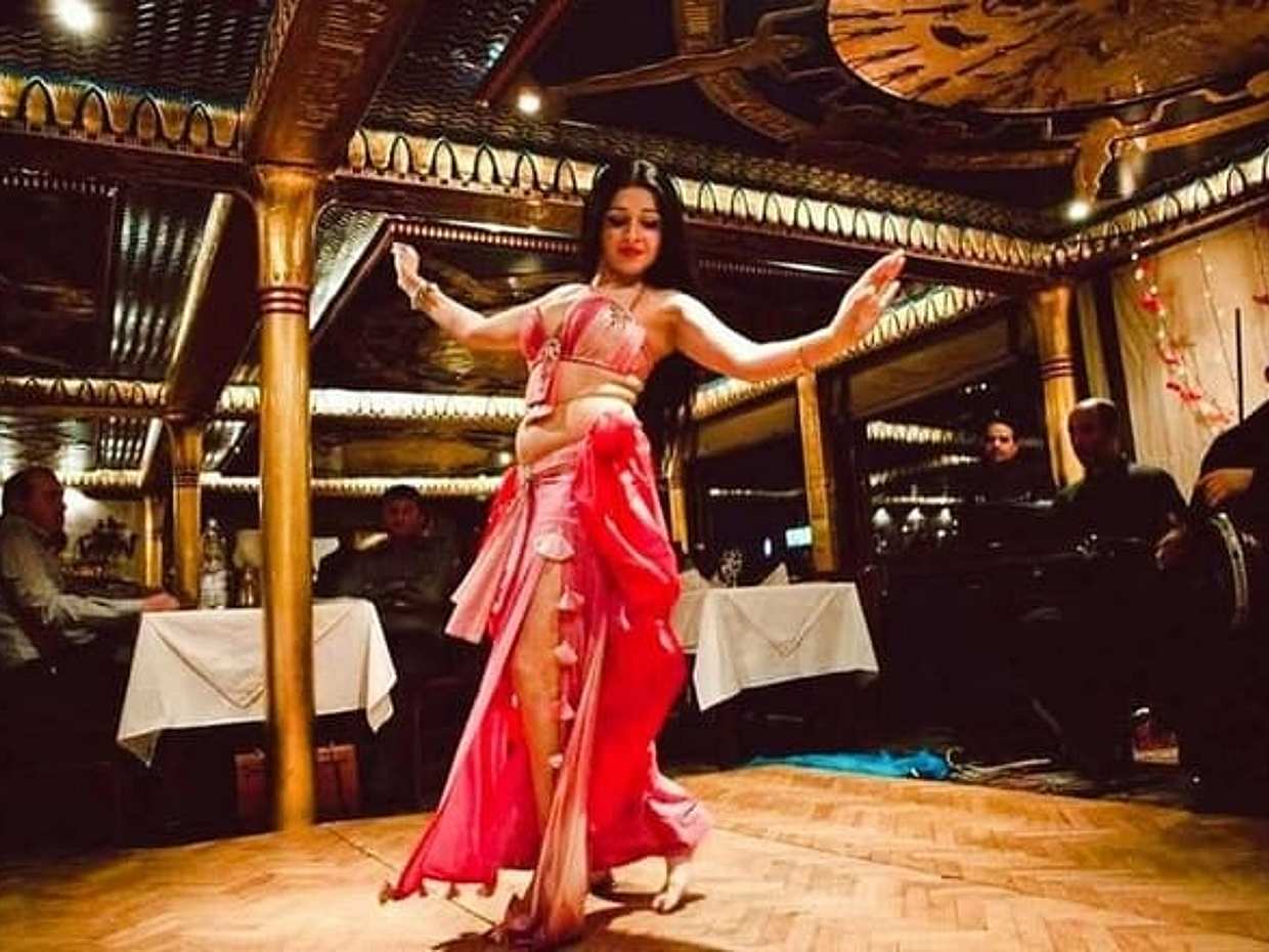 Cairo Luxury Nile Dinner Cruise with Open Buffet,Belly Dance Show