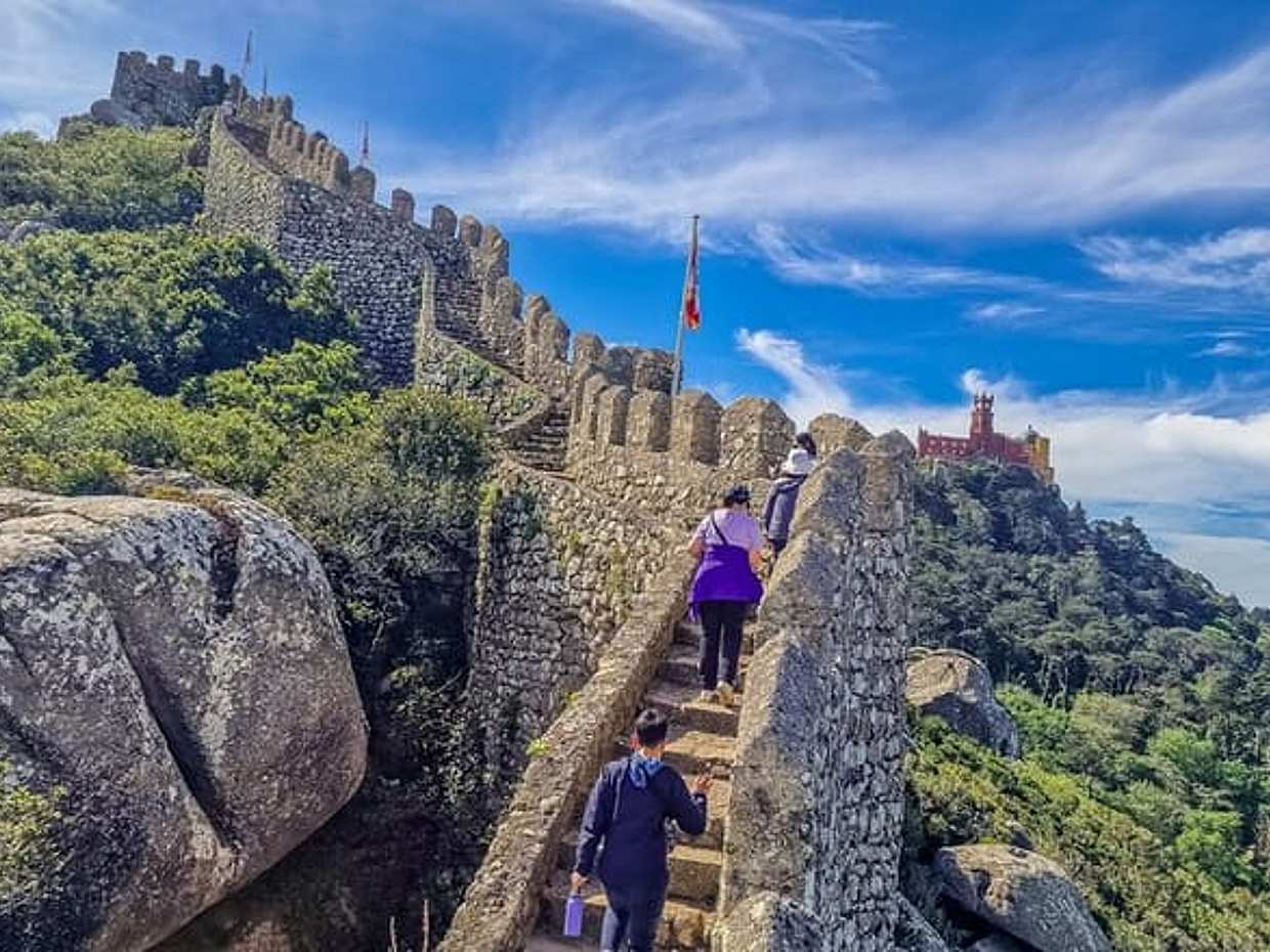 Sintra journée complète : Pena, château maure et Regaleira avec billets au Portugal, Lisbonne