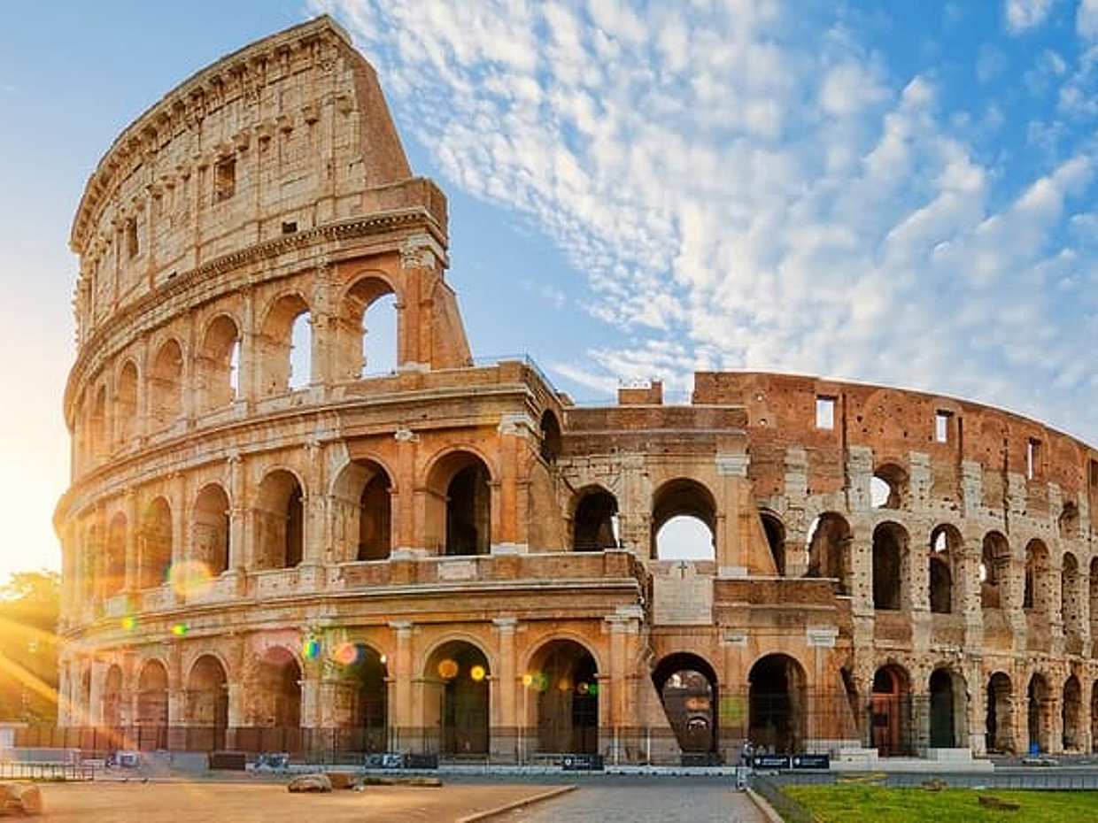Private Transfer from Amalfi to Rome with 2 hours for sightseeing