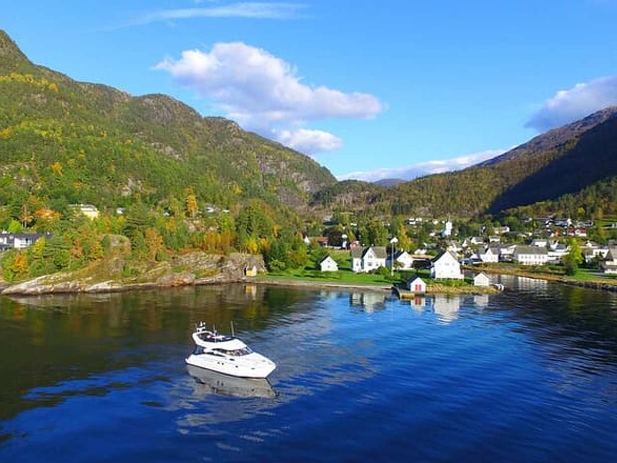 4 Day Bergen - Hardangerfjord private fjord-cruise, photo 4