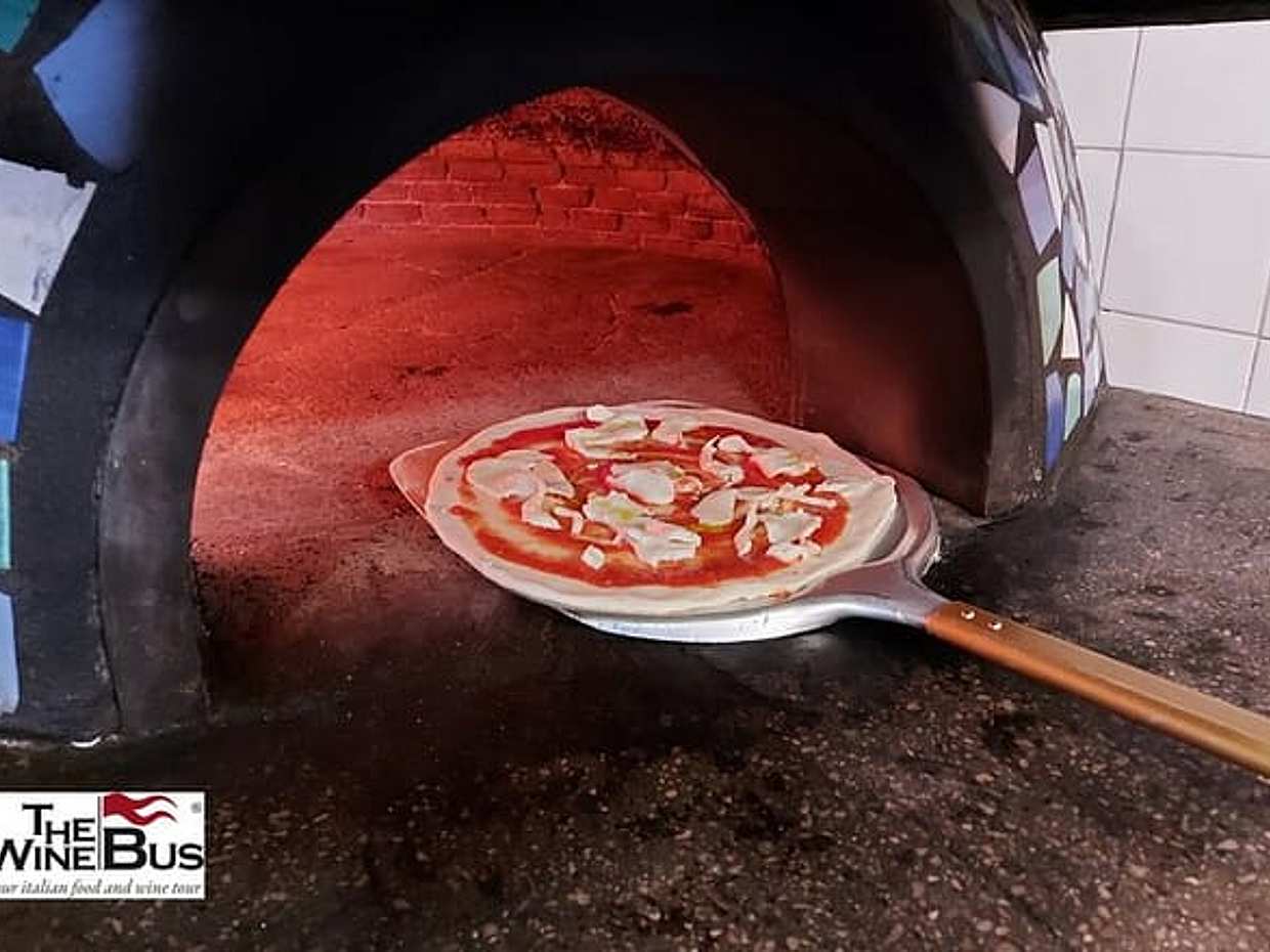 Private Irpinia Wine Tour with Pizza Cooking Class from NAPLES, photo 2
