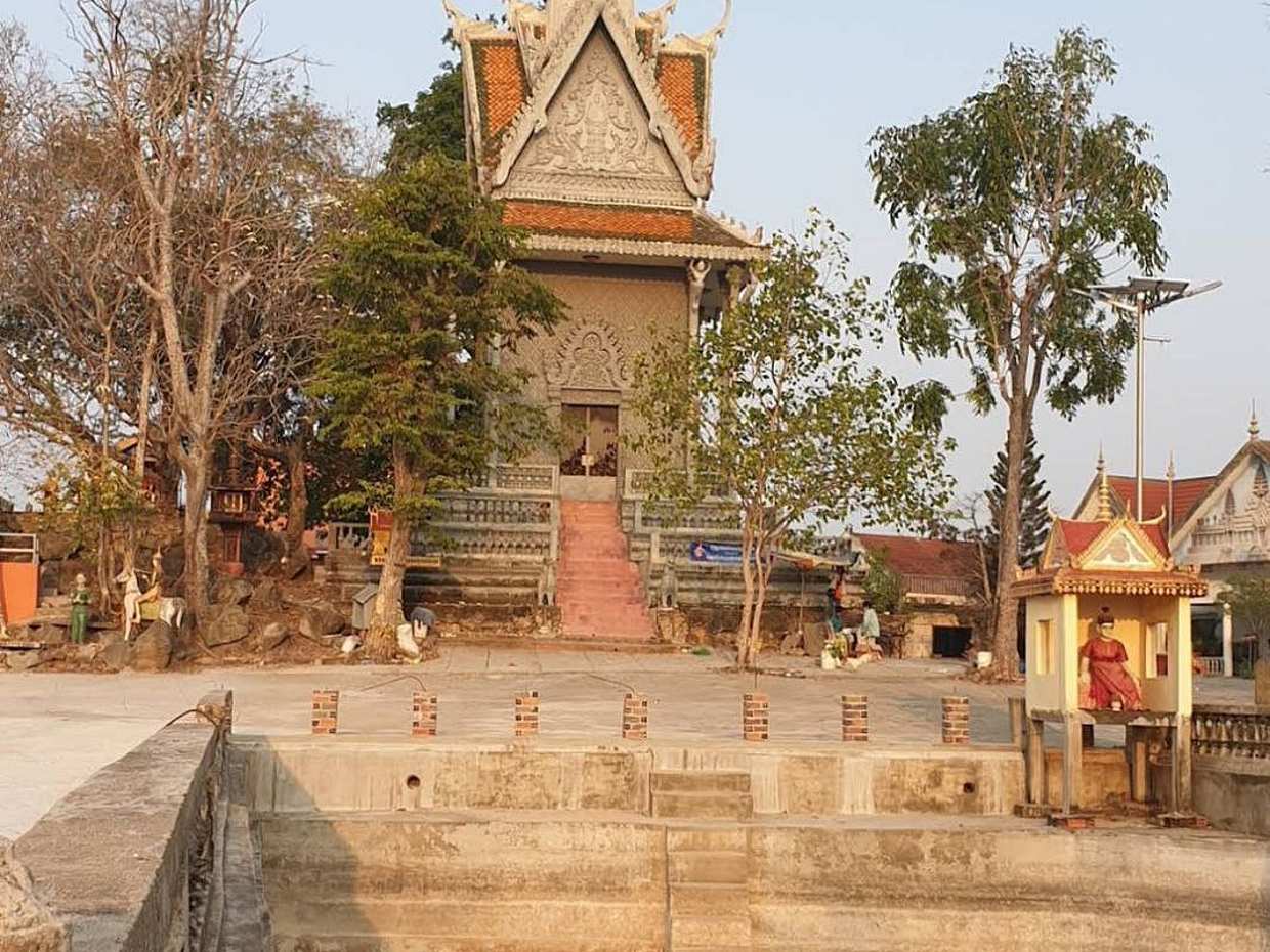 Private Tour to Udong Hill & Sunset Cruise on Mekong River in Cambodia, Phnom Penh, photo 4