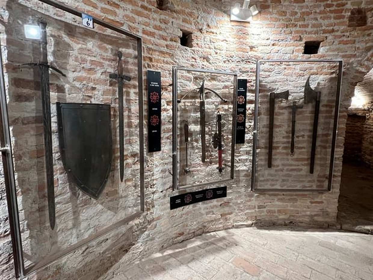 Rocca di Riolo Terme: independent entrance, photo 5