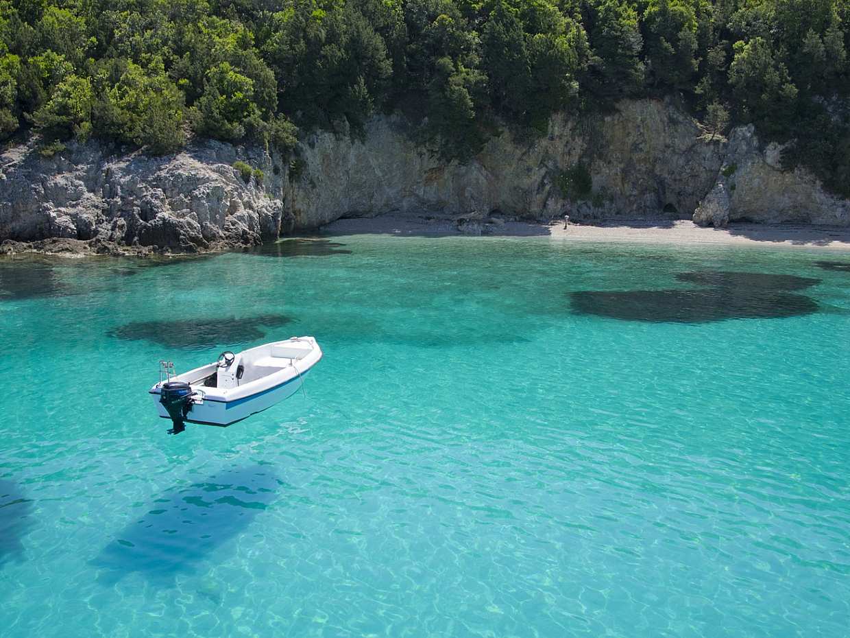 Full-day Blue Lagoon Boat Trip from Corfu to Sivota