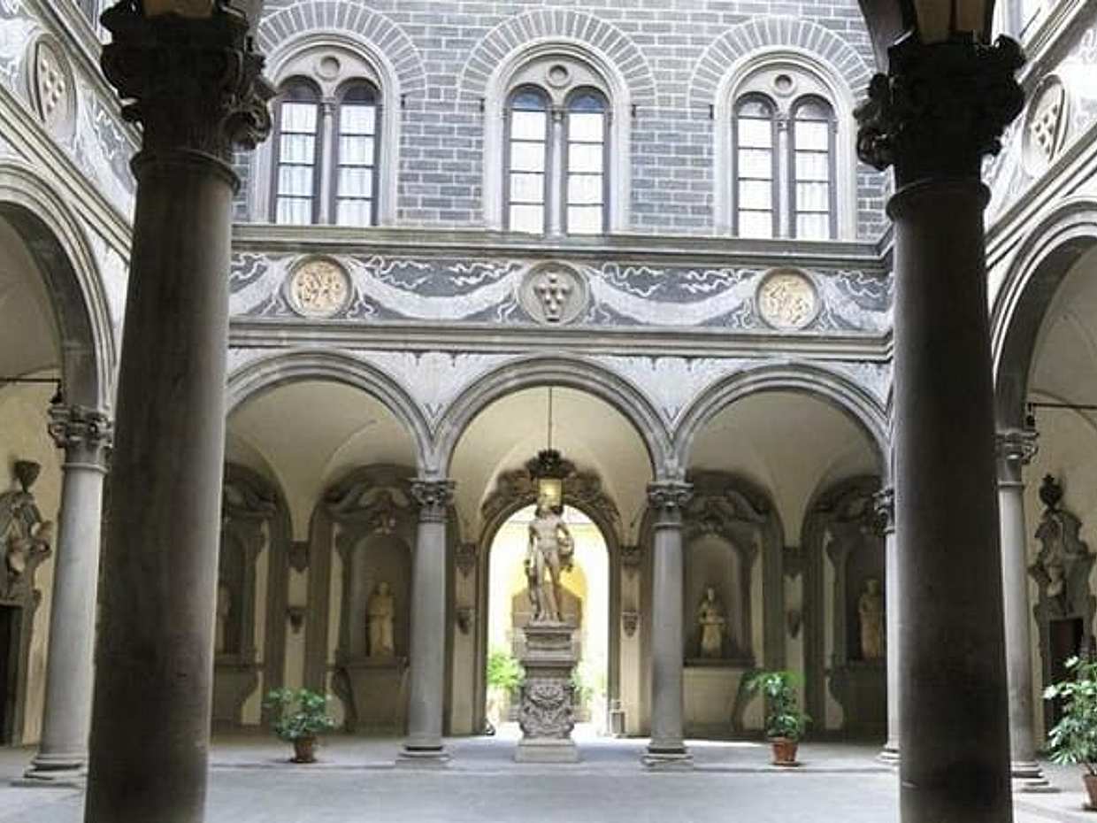 Medici Masters Of Florence, photo 2