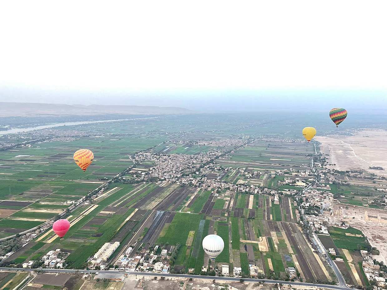 Sunrise Hot Air Balloon Ride over valley of the kings luxor in Egypt, Hot Air Balloons Luxor, photo 5