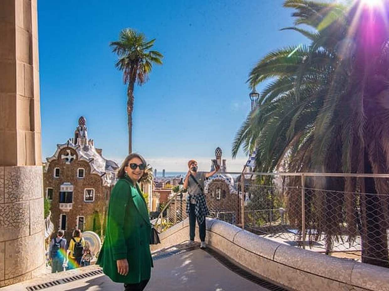 Park Guell Small Group Guided Tour with Skip the Line Ticket, photo 5