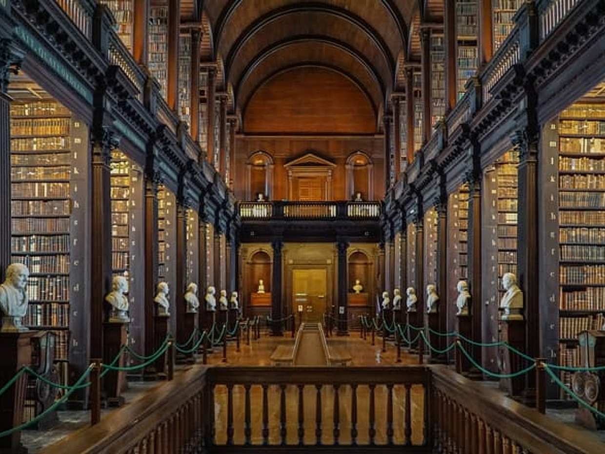 Book of Kells, Dublin Castle, Christ Church Cathedral Tour - English, photo 5