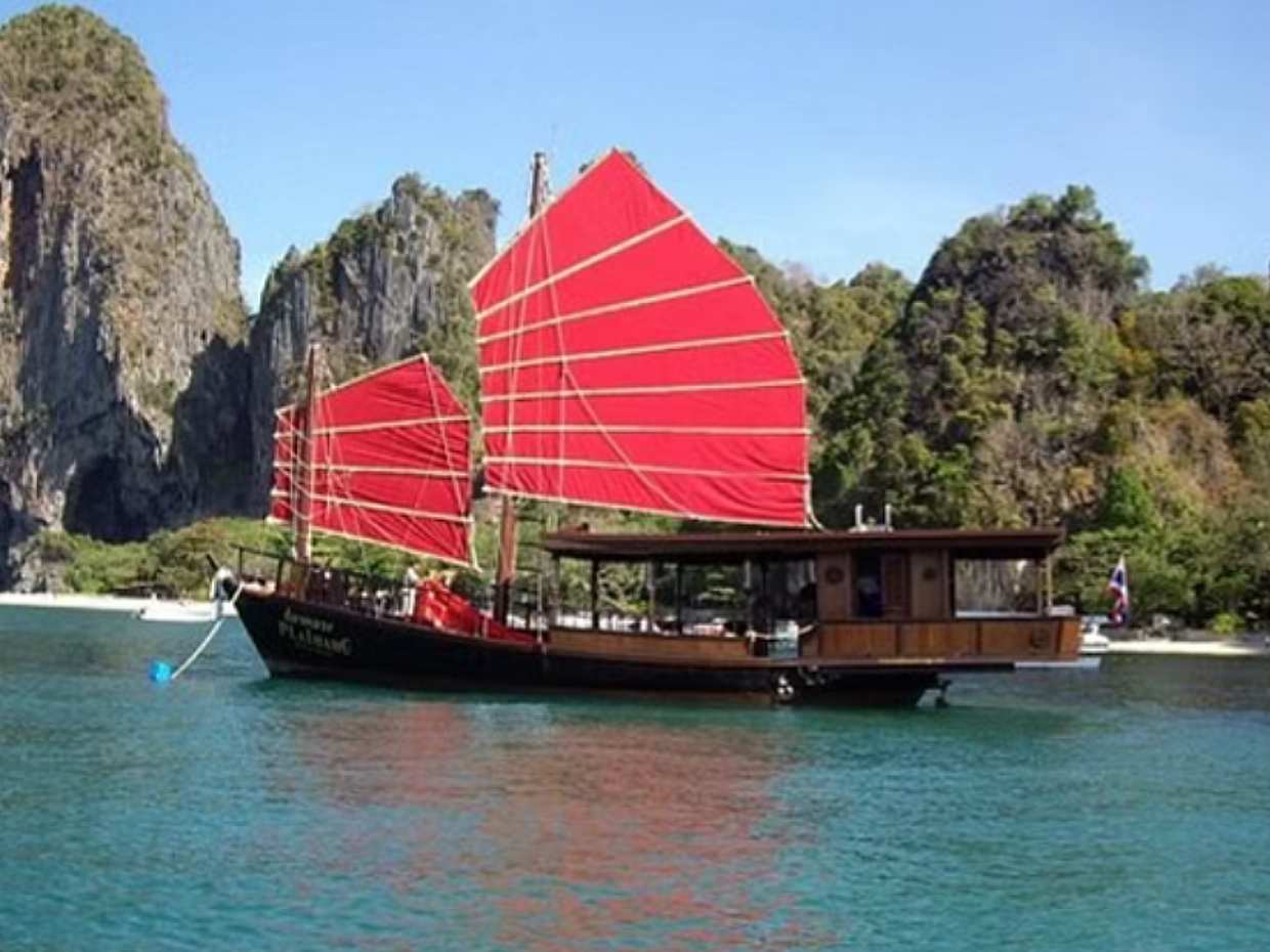 4 Island Sunset Snorkeling Cruise + Bioluminescent Night Snorkel στην Ταϊλάνδη, Krabi

