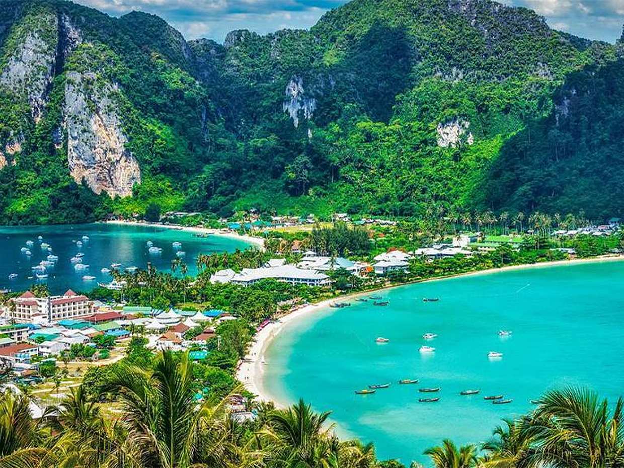 Phi Phi Island: Sunrise Glory Speedboat Tour in Thailand, Phi Phi Islands, photo 2