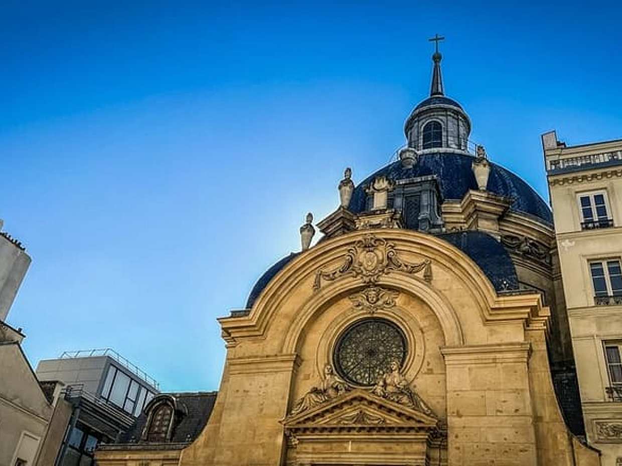 5 Hour Montmartre Walking Tour and River Cruise with Wine Tasting, photo 5