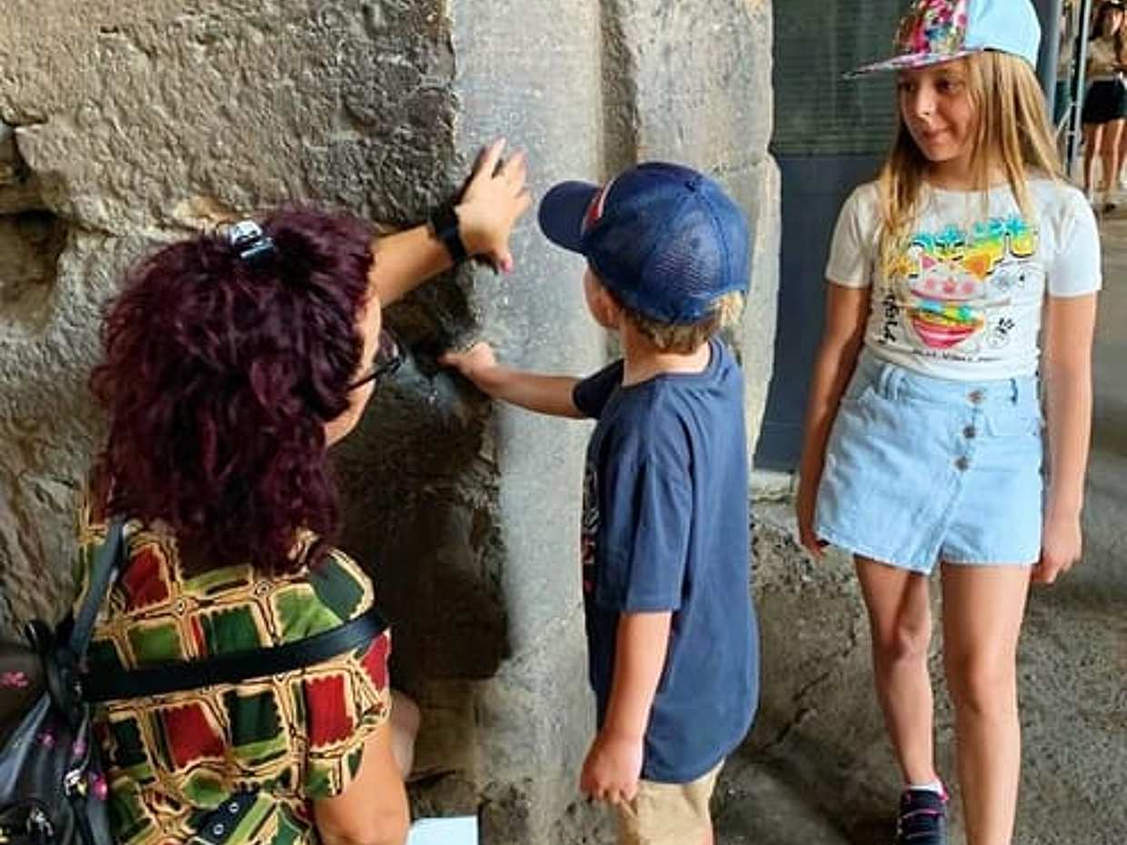 "Tour del Coliseo y Foro Romano adaptado para niños – Tour en grupo en Italia, Roma", photo 3