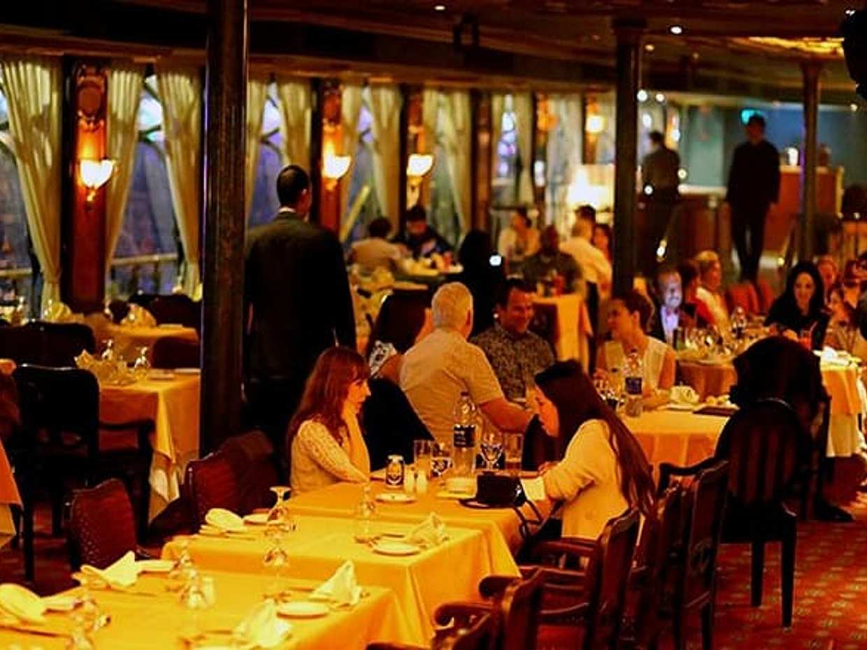 Dinner Cruise 5 Star - 4 Star with Bely Dance - Tanwra Show, photo 2