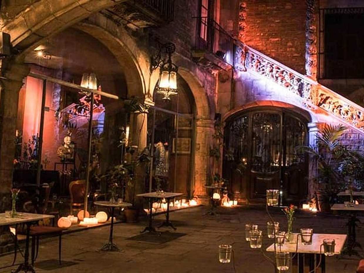 Barcelona Private Tour: Tapas & Wine Tasting with Flamenco Show in Spain, photo 3