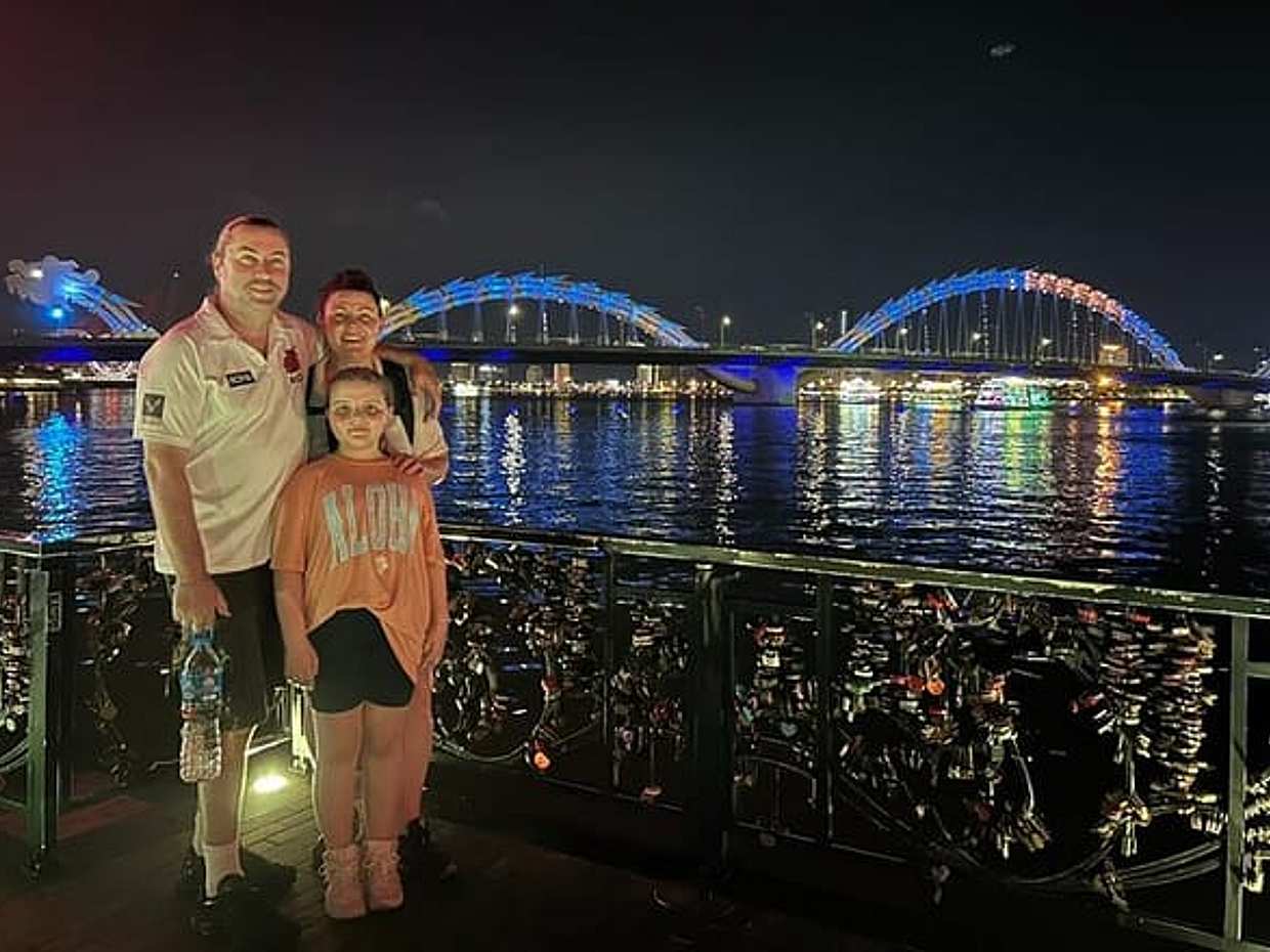 "Prywatna Nocna Wycieczka po Da Nang: Targi, Malownicze Widoki i Rejs po Rzece w Wietnamie", photo 2