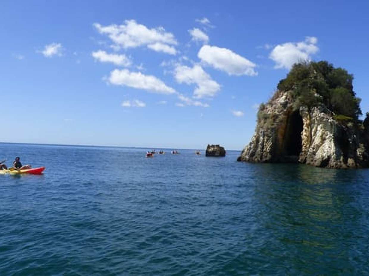 Canoeing Portinho Arrábida, photo 2