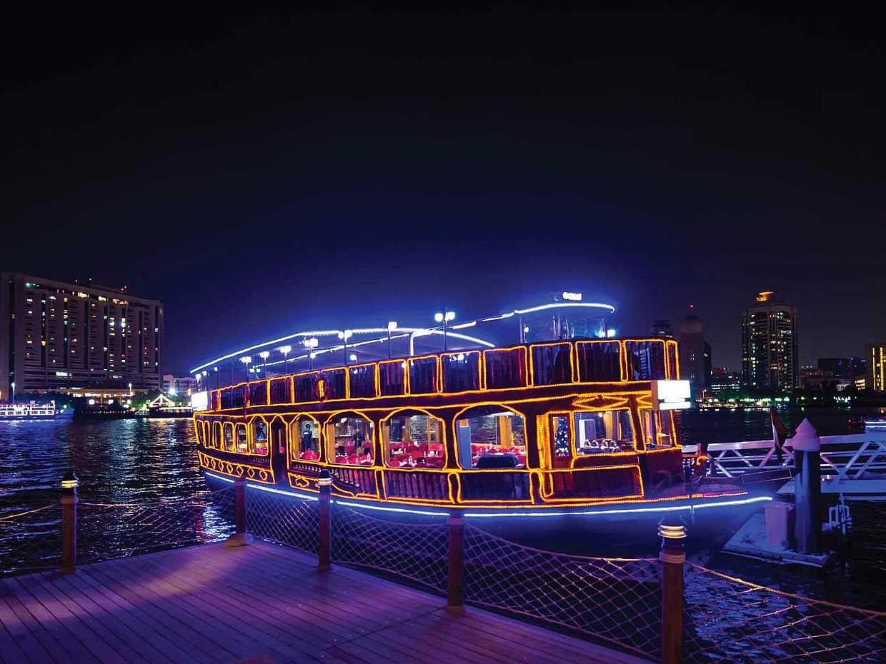 Dubai Marina Dhow Dinner Cruise Tickets in den Vereinigten Arabischen Emiraten
, photo 2