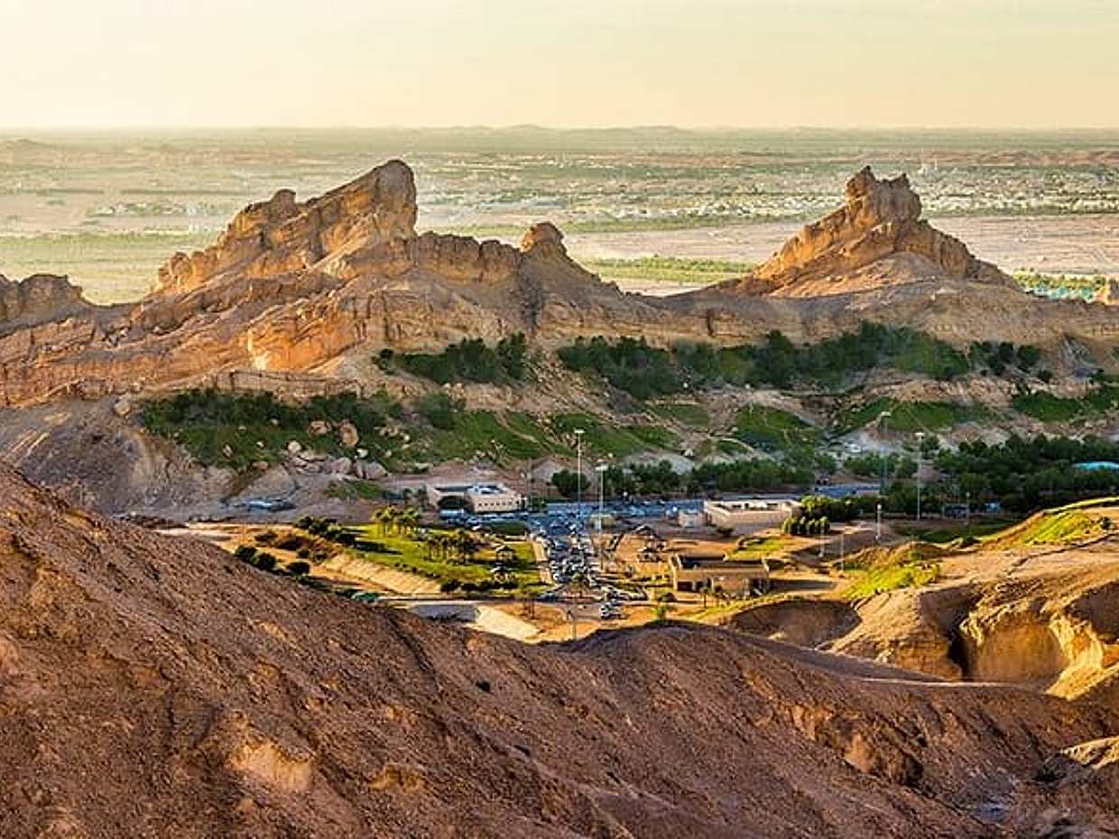 Al Ain city sightseeing small group day tour from Dubai