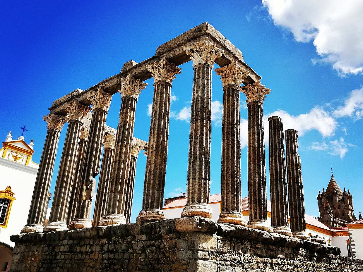 Évora Heritage & Wine Tour - Private Tour From Lisbon in Portugal
