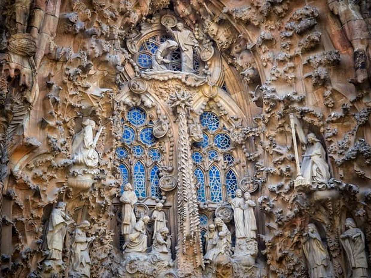 Skip the line: Sagrada Familia and Park Güell guided tour, photo 4