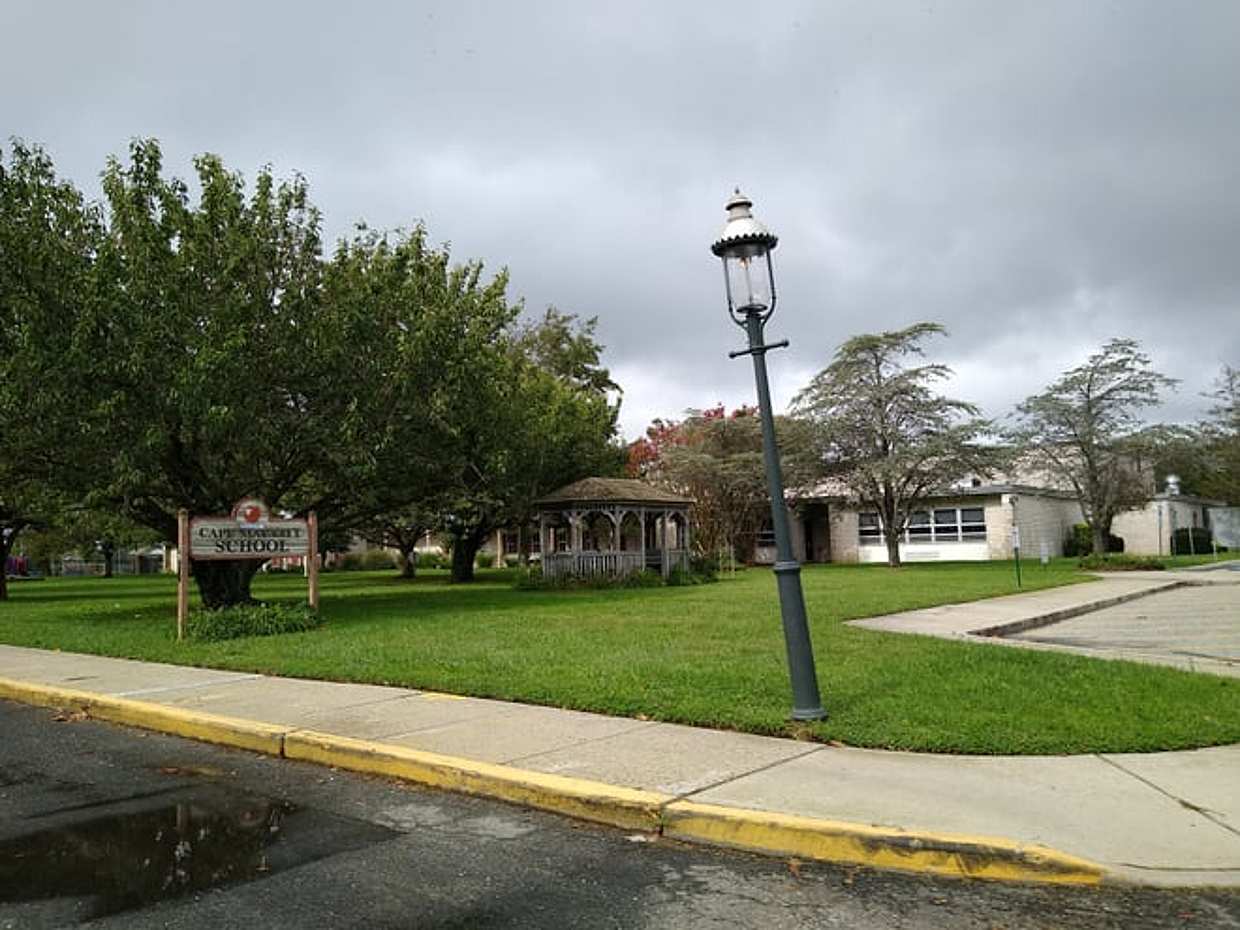 Express: Cape May Sleeper Cell, photo 5