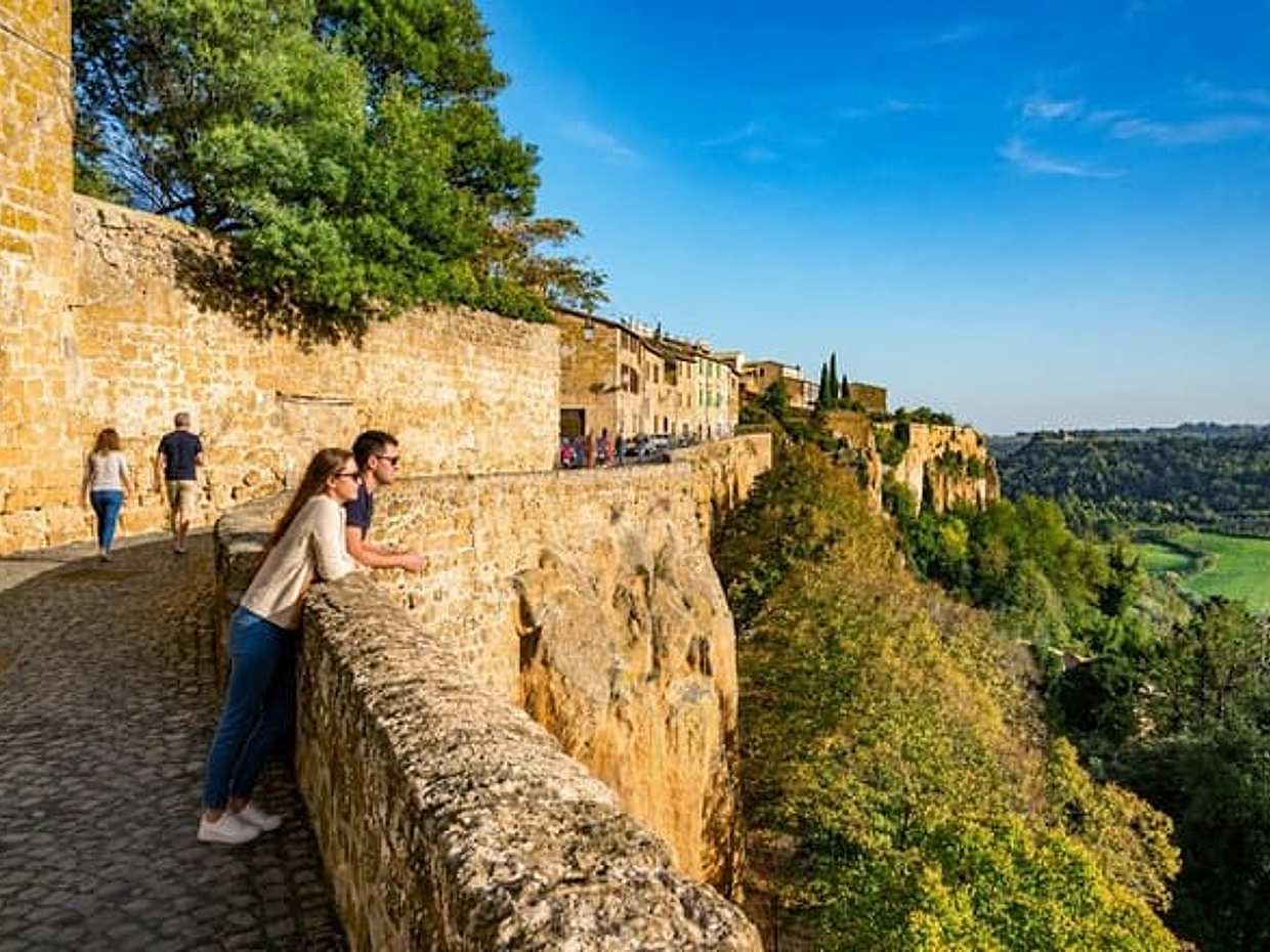 Rome to Orvieto Day Trip by Train with Duomo, Caves and Lunch, photo 2