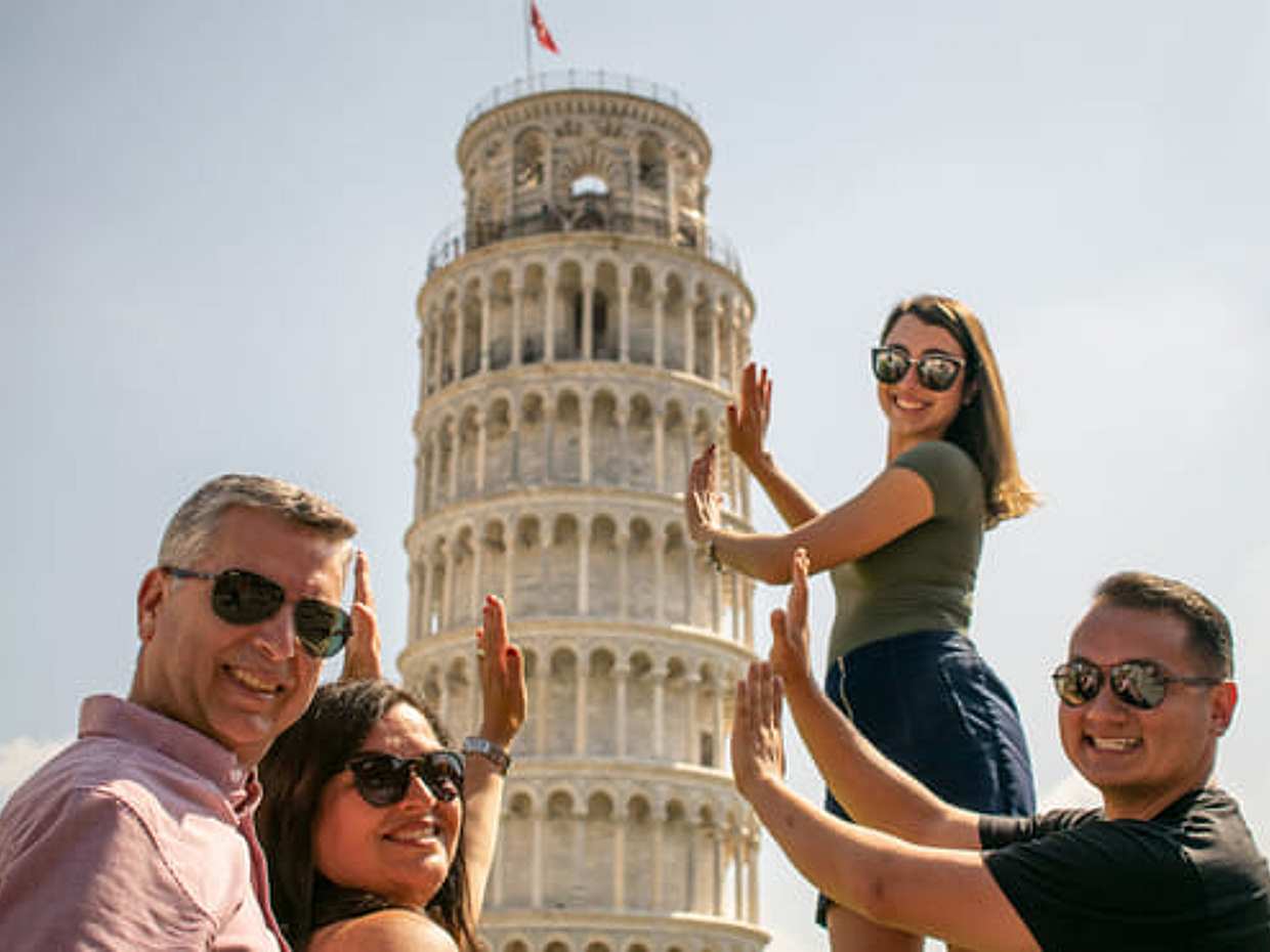 Pisa leaning Tower guided tour with skip the line ticket