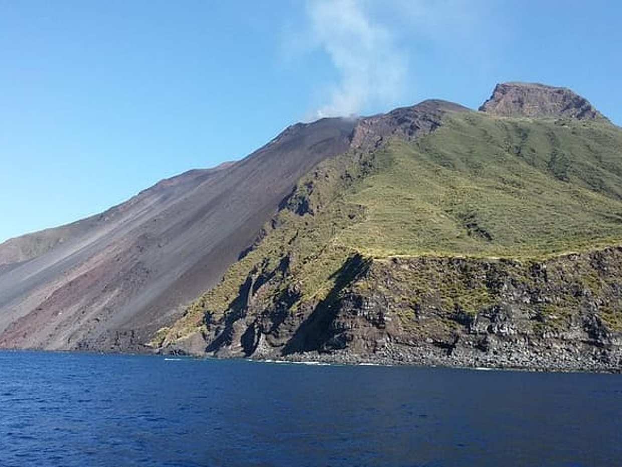 Eolie Adaları : Cefalù, İtalya'dan Panarea ve Stromboli, photo 3