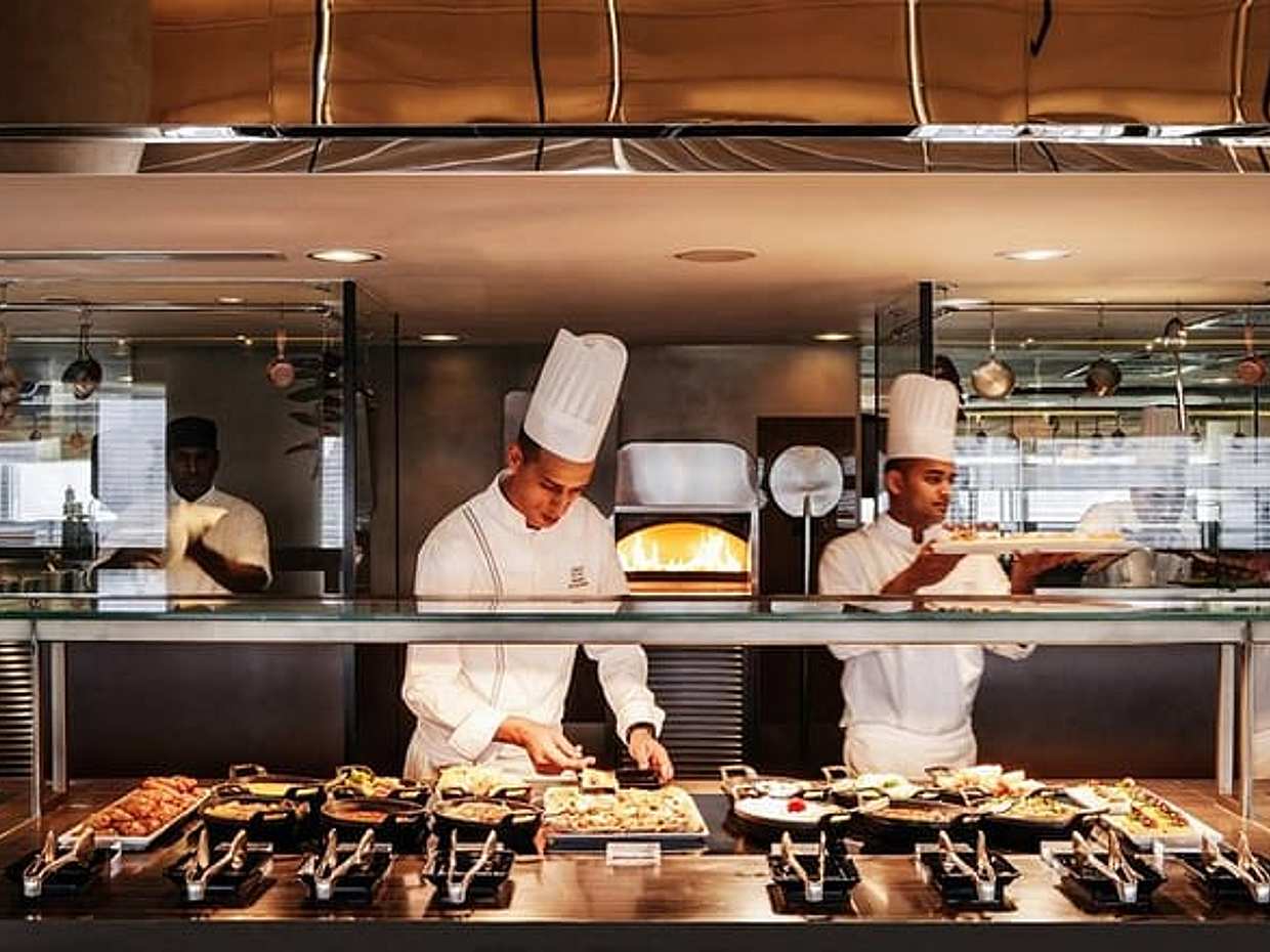 Buffet Dining in Armani Hotel, photo 5