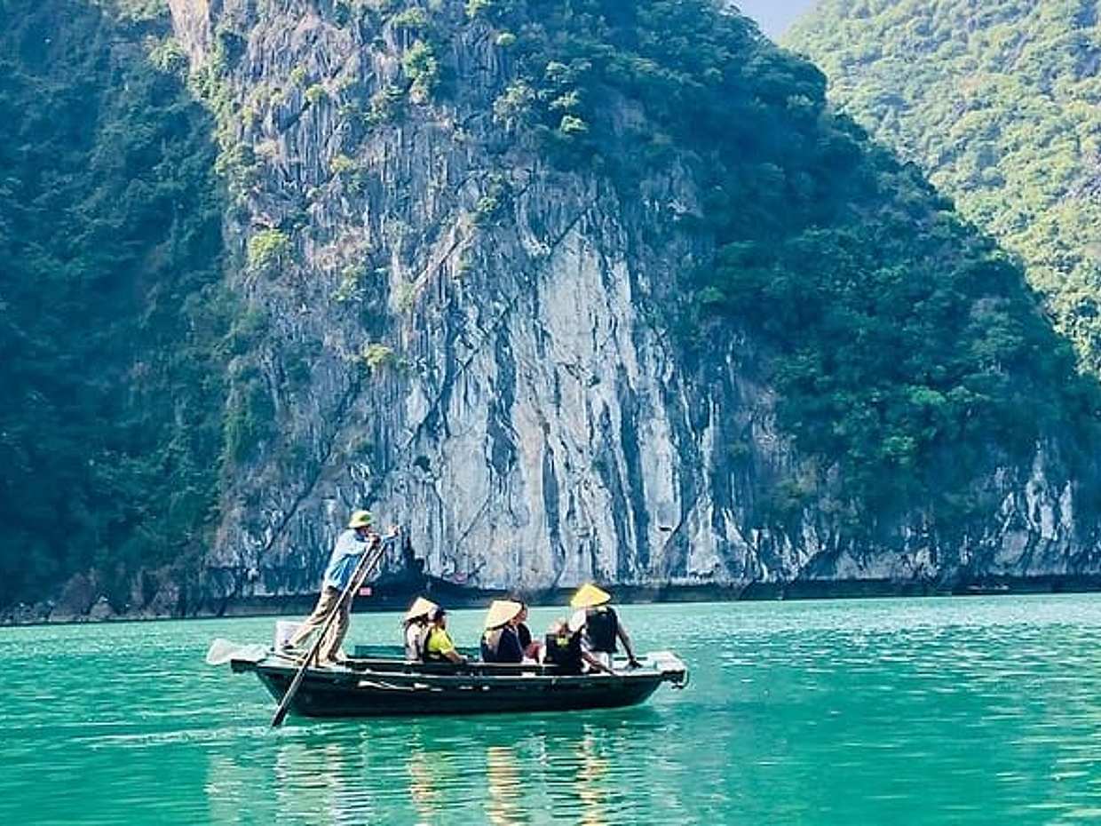 Hanoi: Hera 5-Star Luxury Day Cruise to Ha Long & Lan Ha Bay, photo 5