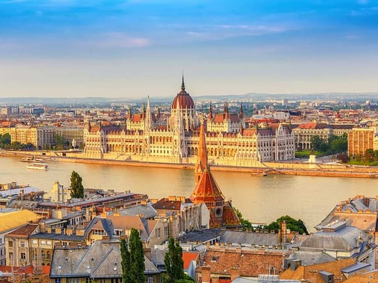 Split to Budapest Private Transfer Service