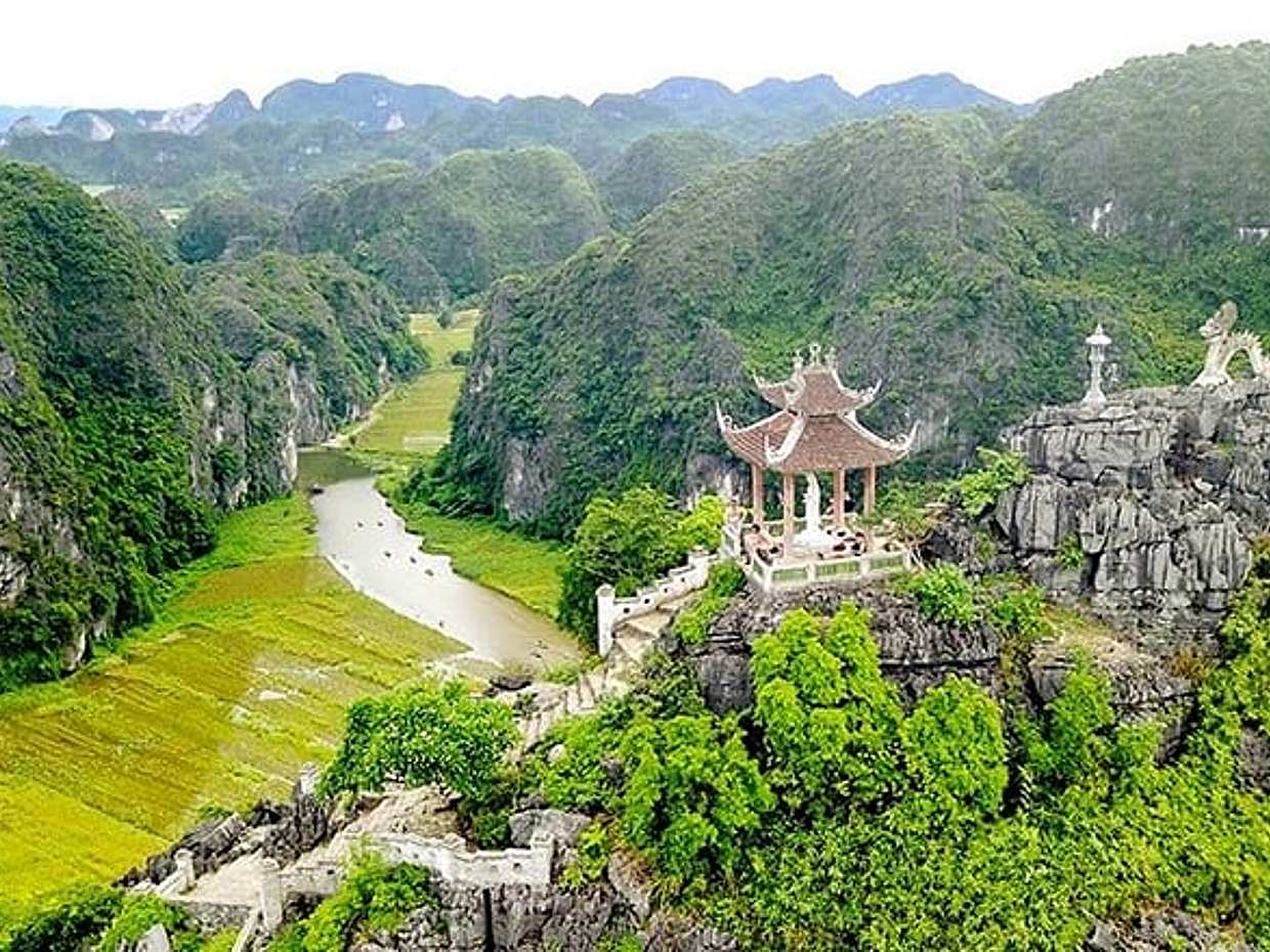 Private Ninh Binh Tours: Hoa Lu Tam Coc Mua Cave 1 Day Tour, photo 2