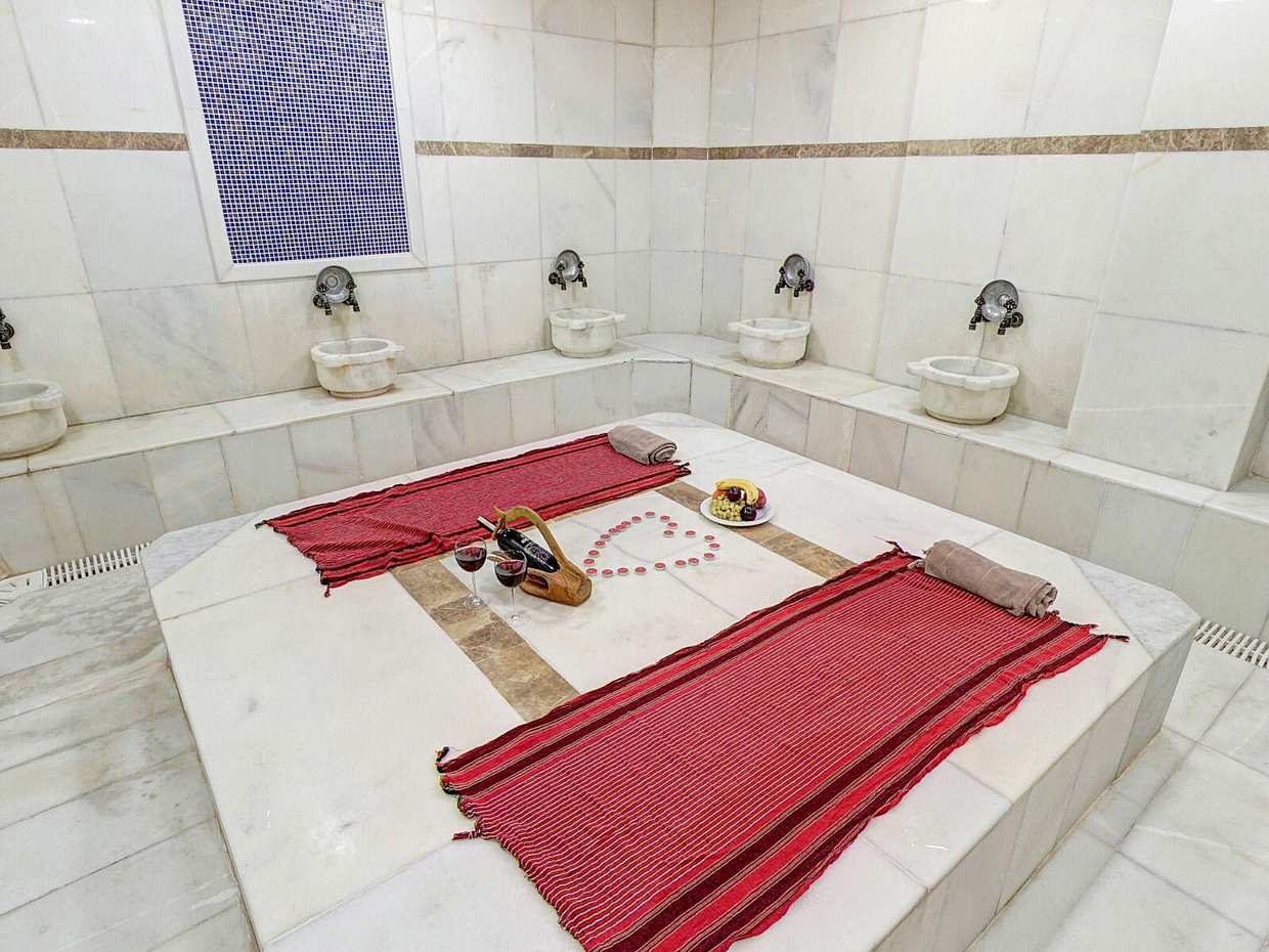 Programme de bain turc pour le corps entier