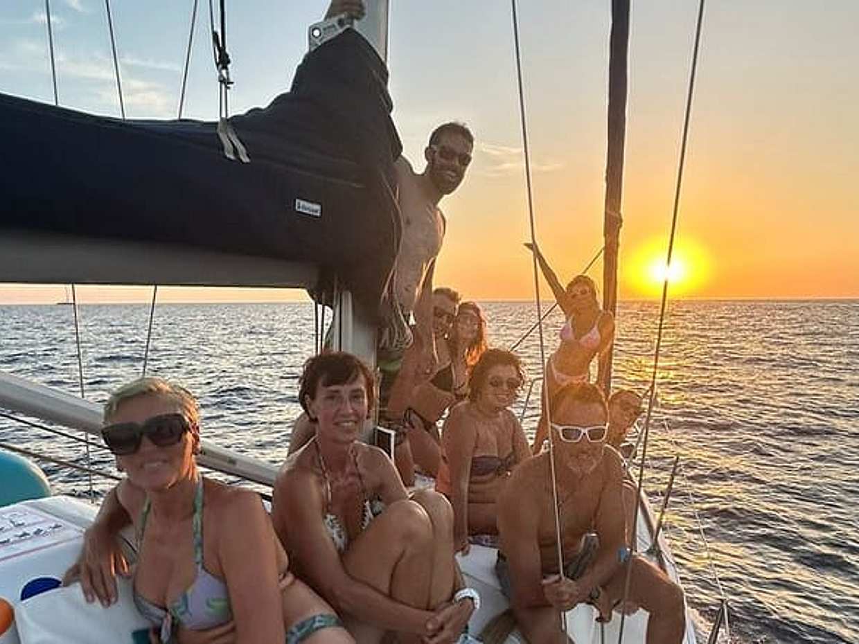 "Esperienza di un Giorno Intero in Barca a Vela alla scoperta di Ibiza e Formentera in Spagna"