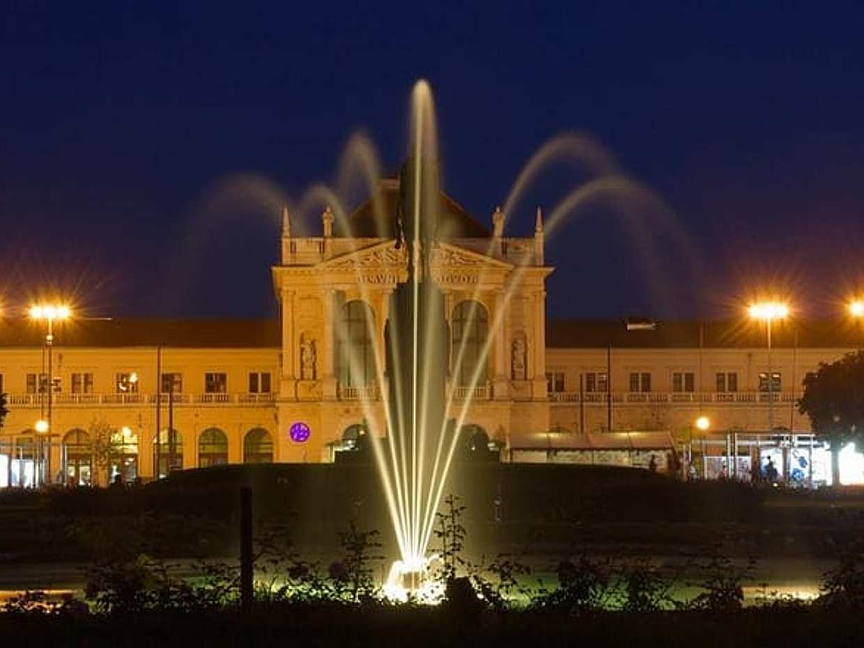 Zadar to Zagreb Private Transfer with Sightseeing Stop, photo 5