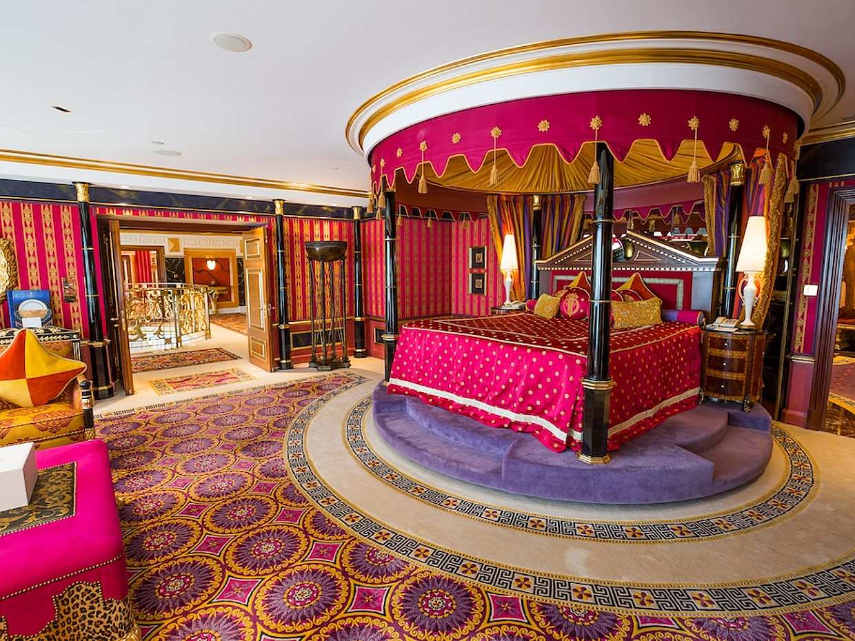 Dubai Inside Burj Al Arab Tour (7 star hotel) with Dinner and Transfers in United Arab Emirates, photo 3