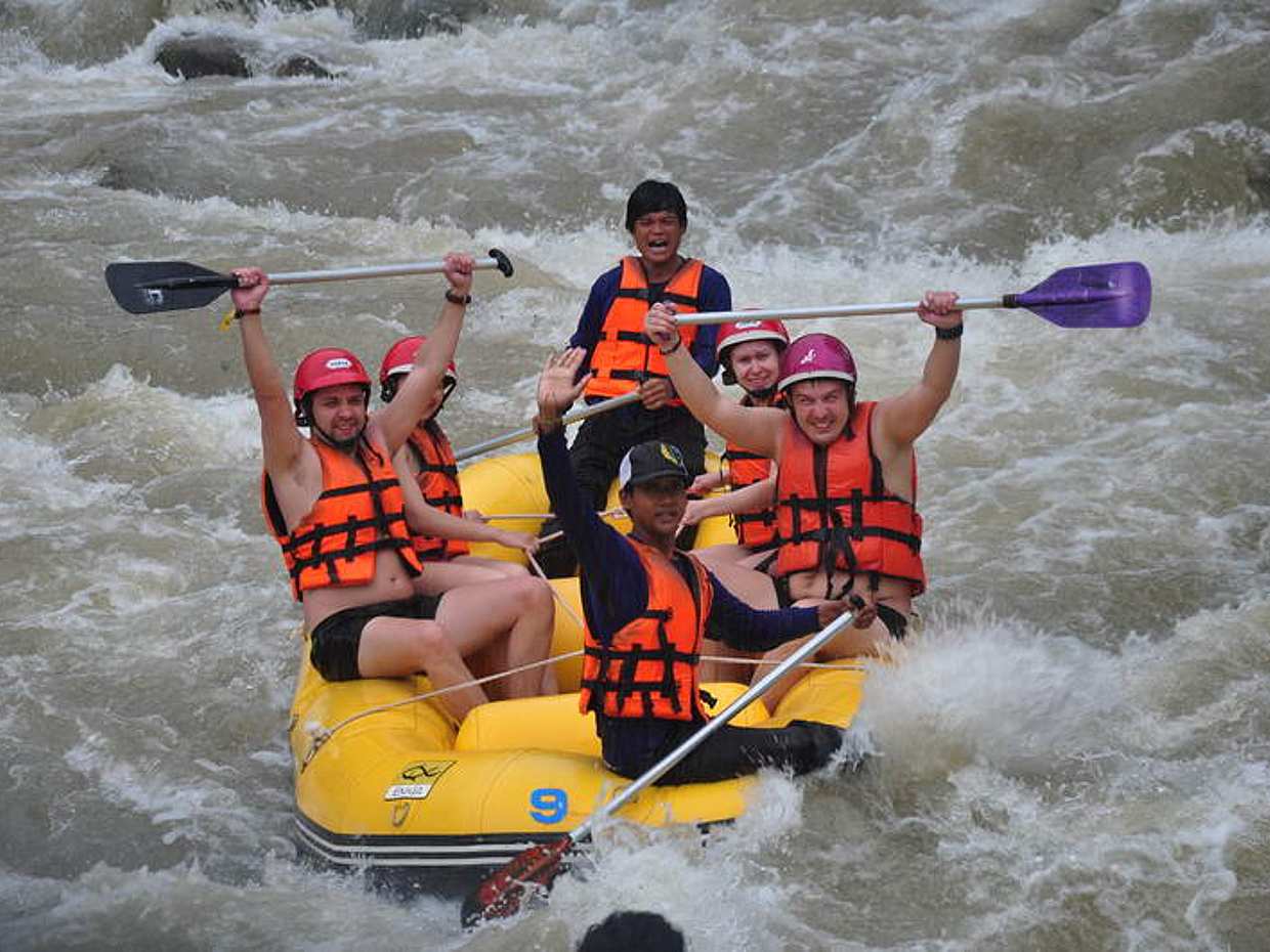 ภูเก็ต: ล่องแก่ง 7 กม., โหนสลิง Flying Fox และขี่รถเอทีวีในประเทศไทย