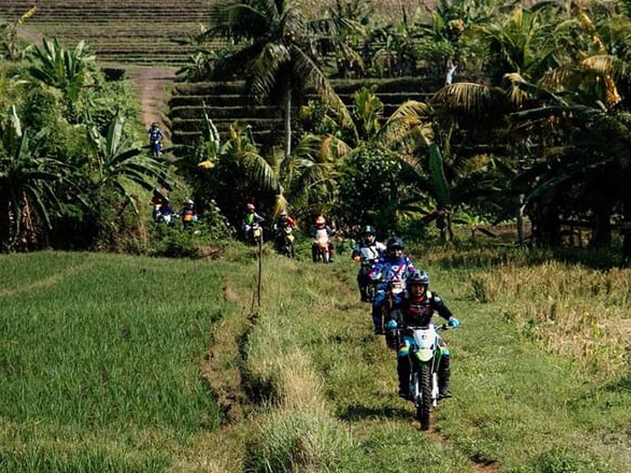 Bali Dirt Bike Motor Cross jungle & beach track Include Transport