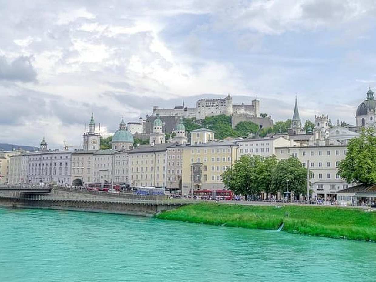 Transfer from Budapest to Salzburg: Private daytrip with 2 hours for sightseeing, photo 2
