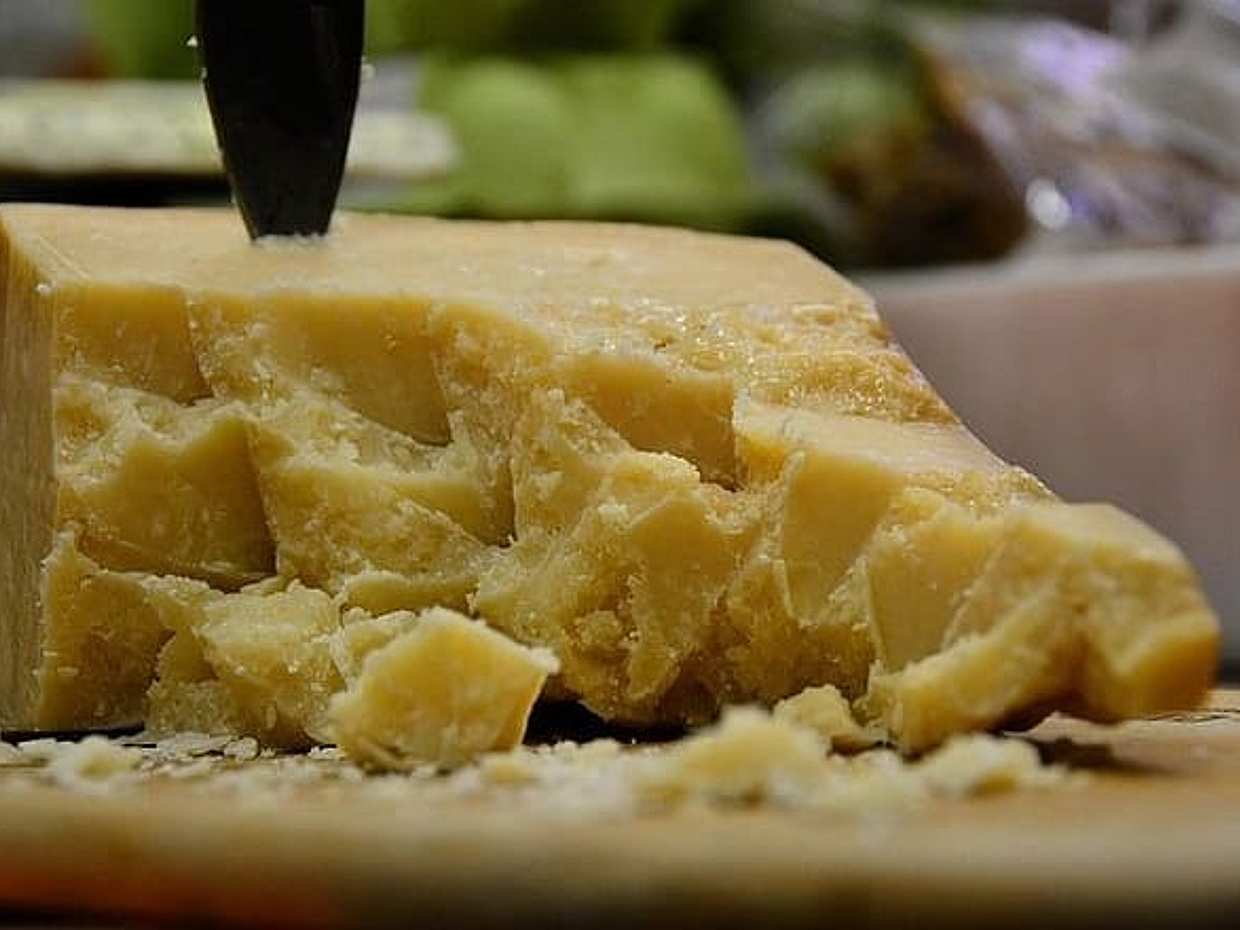 Exclusive Private Emilia-Romagna,Parmigiano, Prosciutto, Balsamic Vinegar Experience, photo 5