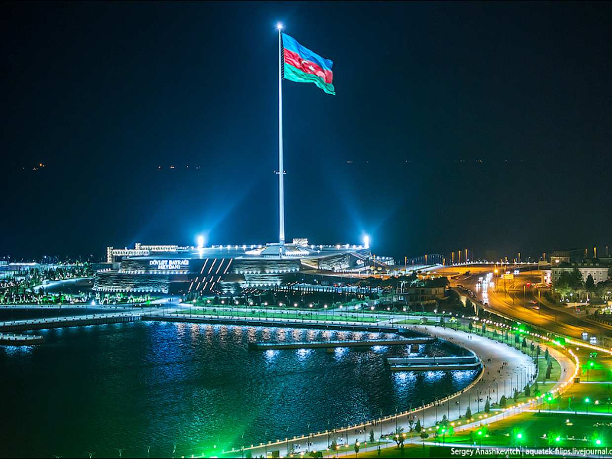 Baku for Transit Travelers: A Unique Experience
in Azerbaijan, photo 3